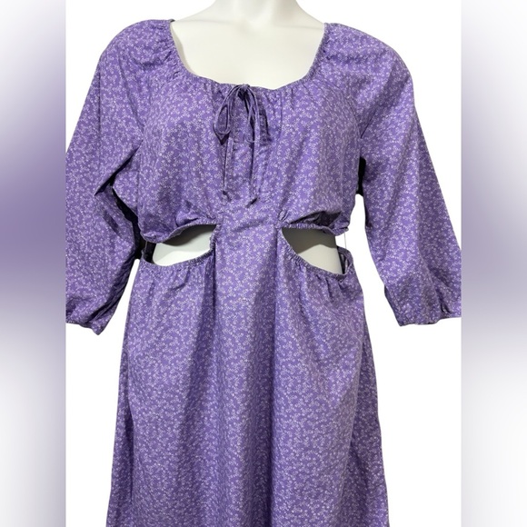 No Boundaries, Plus Size Purple Floral Cutout Dress, Size 1X - Picture 5 of 10